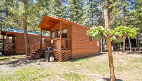 The Columbine Cabin #9 at Blue Spruce RV Park & Cabins - Foto 2