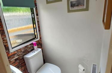 Unique Caravan with Outdoor Space - Foto 11