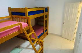 Apartamento com varanda Gourmet na praia da enseada - Foto 29