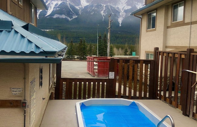 Banff Boundary Lodge-Mountain View Condo - Photo 32