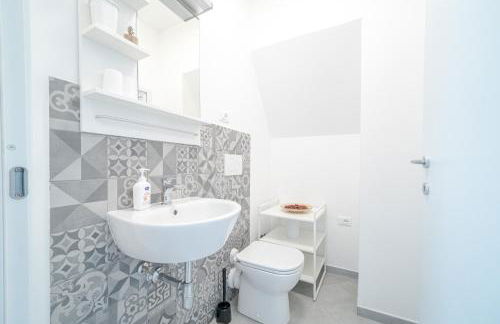 Centro Città - 200m Stazione Ferroviaria - Foto 11