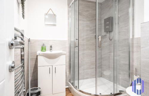 Scandi Loft Style Apartment - Sleeps 6 - near Manchester Airport - Foto 15