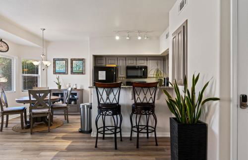 Newly Renovated Condo - Foto 14