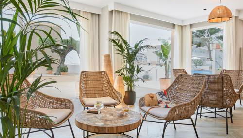 Universal Aparthotel Don Camilo - Foto 5, Lobby or reception