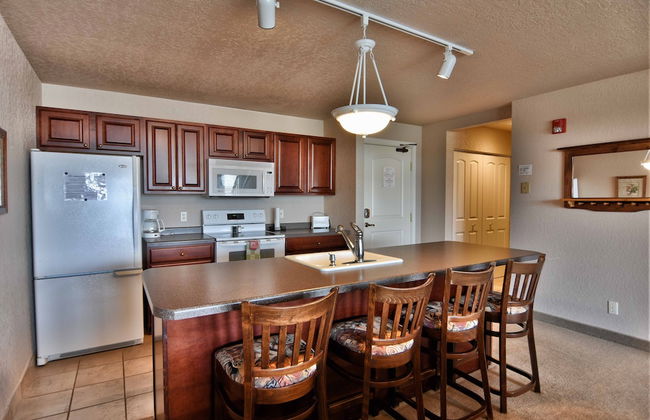 Unit 303 BD/ 2 BA - Foto 6