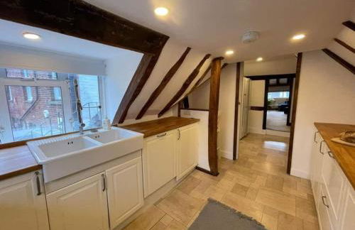 Town Centre Cottage - Photo 42