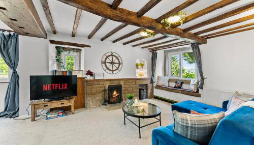 Classical Easter Cottage with Breathtaking Views - Photo 2