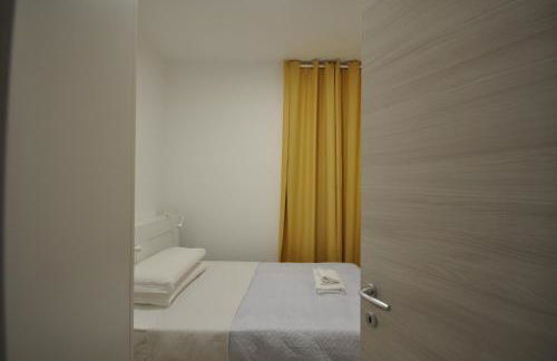 H2ome Principe, 4 camere 2 bagni, AC, vicino alla stazione Principe - Photo 34