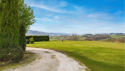 2 Bedroom Amazing Apartment In Loiano - Foto 2