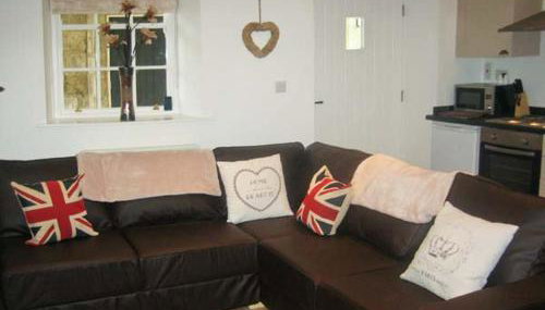 No 5 The Stables - Photo 2