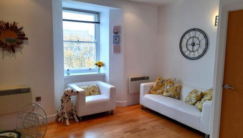 St Martin's View, 17 Easby Hall, 2 Bedroom, 2 bathroom with free private parking - Foto 2