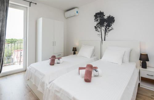 Villa in Policnik with Private Pool - Foto 5