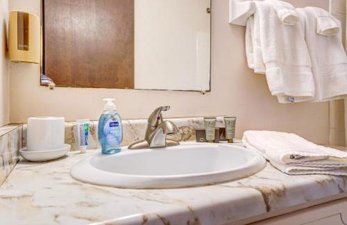 Walk to hospital&campus - Free parking with desk & works - Foto 16