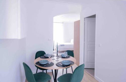 Le Joli Appartement - Parking Gratuit, Wifi, RER C Choisy-le-Roi - Foto 11