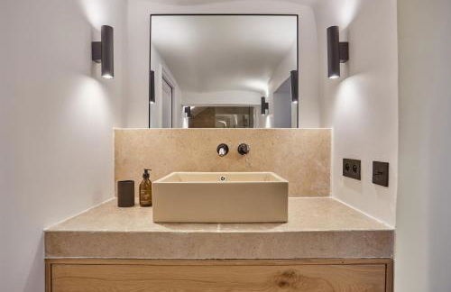 TERRE UGO - Villa & Suites au cœur des lavandes de Provence - Foto 7