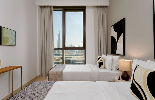 Maison Privee - Luxury Apt with Burj Khalifa Vw & Direct Mall Access - Photo 15