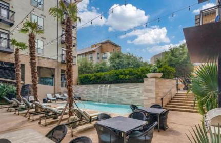 Cozy 1,100sf apartment in the heart of Legacy - Foto 1