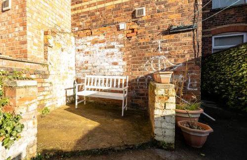 Steps from Old Trafford - Modern Manchester Stay - Foto 25