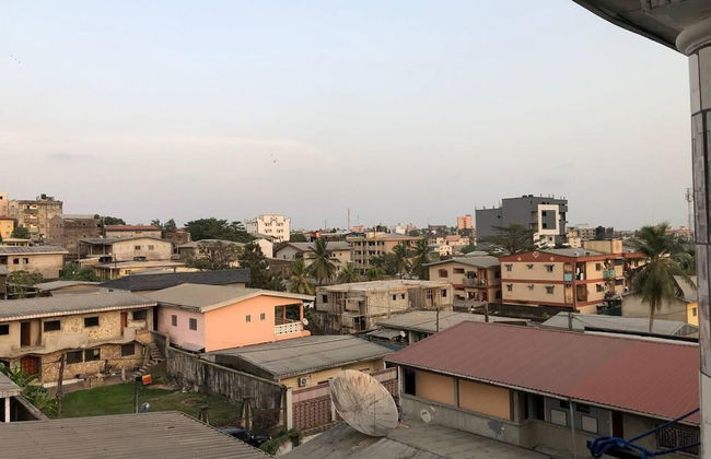 1 Bed Studio Sleeps 2 - Canal Views, Balcony, Wifi - Foto 12