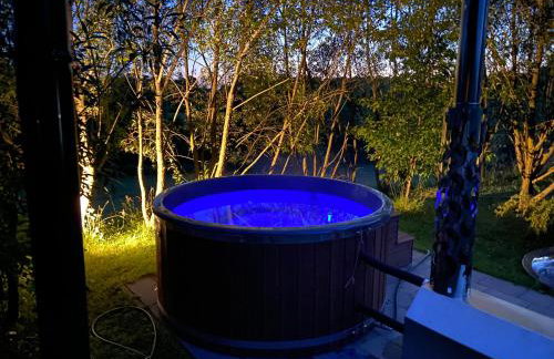 Szarejkowe Wzgórza całoroczny domek z balią na tarasie - Foto 1