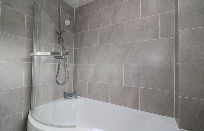 Culzean House - Carfin - Photo 38