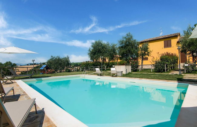 Villa in Ostra Vetere With Pool and Jacuzzis - Foto 26