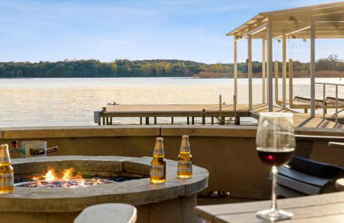 New Listing - Promo Price Waterfront Huge Yard - Foto 4