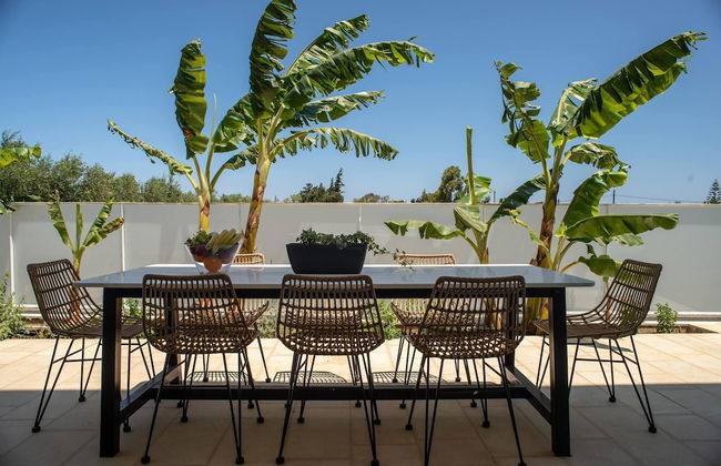 Luxury Villa Mirror - 200meters From The Beach! - Foto 80