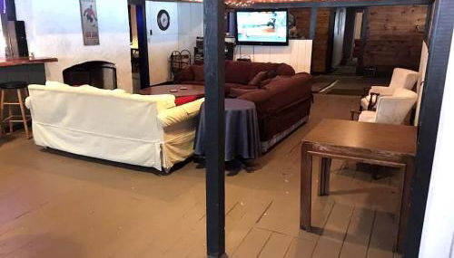 Spacious Vacation Rental for Large Groups in the White Mountains near Plymouth, New Hampshire - Foto 3