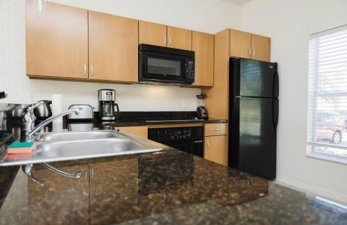 Disney Area 3BR Townhouse with Spa & Pool Access - Foto 21