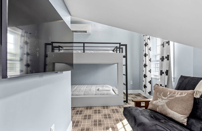 Bearfoot Lodge - Photo 5