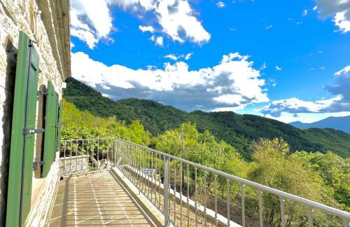 Waterfall Kataraktis Vatatsi - Foto 17