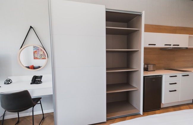 Bridgewater Apartments by Century City Hotels - Photo 9