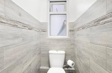 Dashing and Distinctive Dwelling w Rooftop Garden - Foto 9