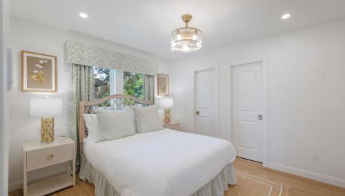 Resort-Style 3BR, 3BA, Pool & Spa, Gated - Photo 2