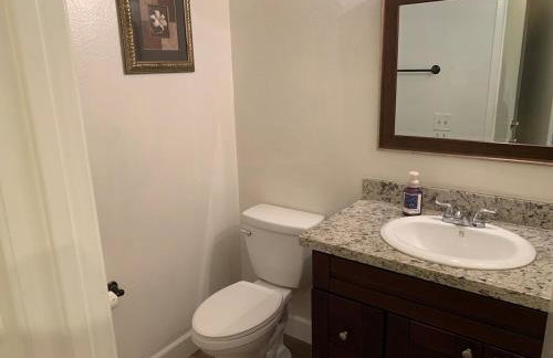 Beautifully Remodeled 2BR Prime Irvine Location - Photo 12