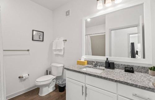 Cozy 1 BR Apt |King Bed| Pool |Gym| Close 2 Beach. - Foto 8