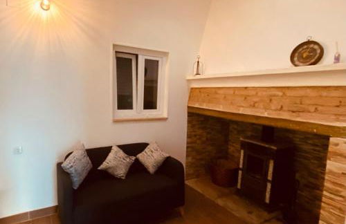 AL BIONDI COMENDA Cozy Home for 2 Pax with Kitchen and Patio - Foto 1