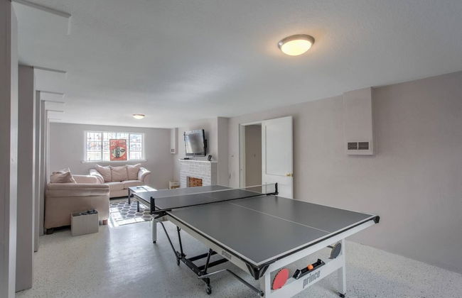 4 Bedroom Mountain View with Firepit & Ping Pong - Foto 8