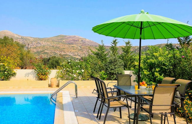 Villa Semeli Large Private Pool Walk to Beach Sea Views A C Wifi Car Not Required Eco-friendl - 1879 - Foto 9