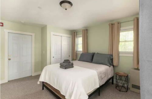 TuckAway Suites at East Branch - Photo 62