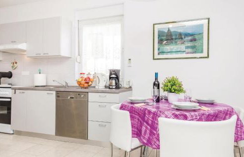 4 Bedroom Beautiful Home In Rukavac - Photo 39