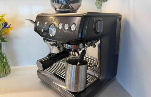 Still Waters - Luxury Lakeside Retreat with Hot Tub - Photo 23