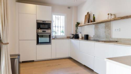 La Casa Bonita with large terras & plungepool - Photo 3, stove, dishwasher