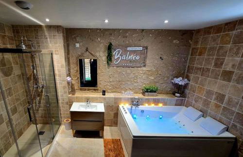 Loft Suite de luxe - Jacuzzi - SPA - Balnéo Vendôme - Foto 6
