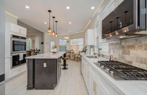 Big Texas Living - Spacious 5-BD with Pool - Foto 15