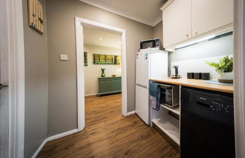 2 Independant Boutique Apartments one sleeps 2 the other sleeps 4, Meadowhall, Sheffield Arena, Free Parking - Foto 21