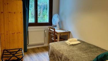 Hôtel et appart'hôtel de l'Hermitage - Foto 2, towels, wardrobe