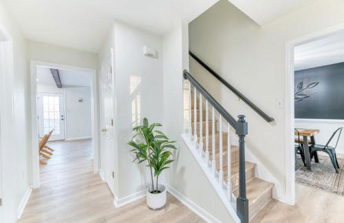 Hilltop Hideaway - Pool - Jacuzzi - Ping Pong - 12 guests - Fireplace - Mountain Views - Pets are allowed by request - Foto 27