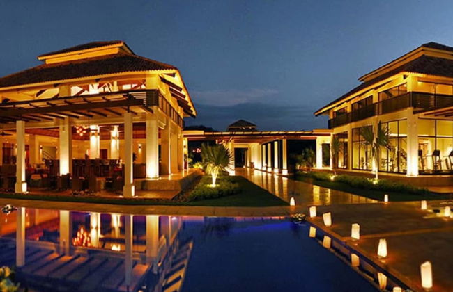 Recently Renovated Luxury Condo with Resort-Style Beach Club Access and Ocean Views - Photo 28